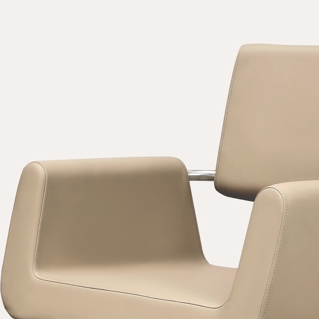 Illusion Salon Chair - Image 130